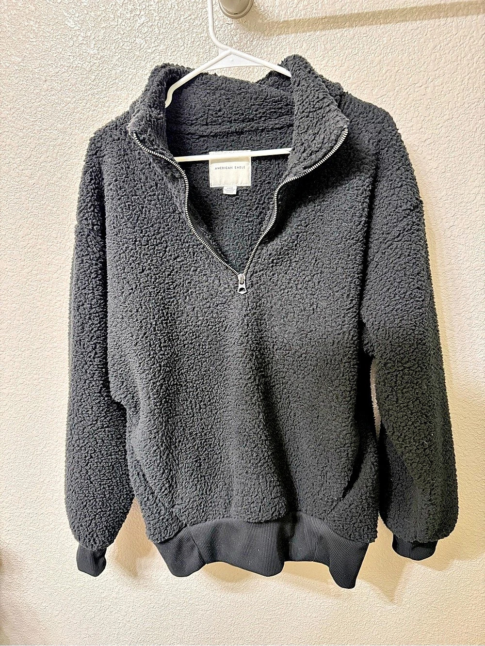 American Eagle Sherpa Half-Zip Pullover Black Size Medium